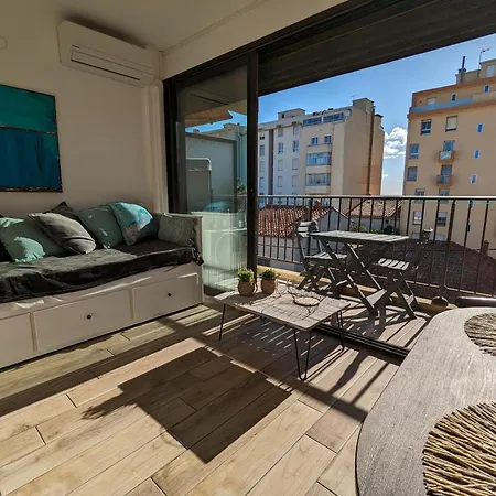 Charmant Studio Calme Et Climatise, Pres De La Plage, A En Roussillon